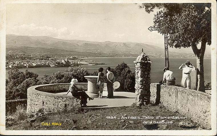 Antibes vu de la Garoupe carte postale ancienne c1930