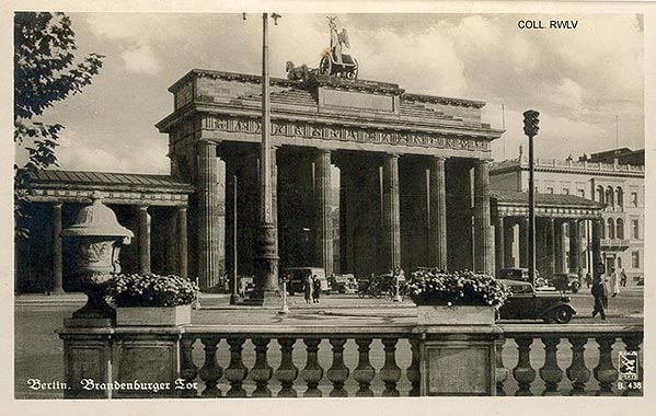 Berlin Brandenburgertor alte Postkarte c1930