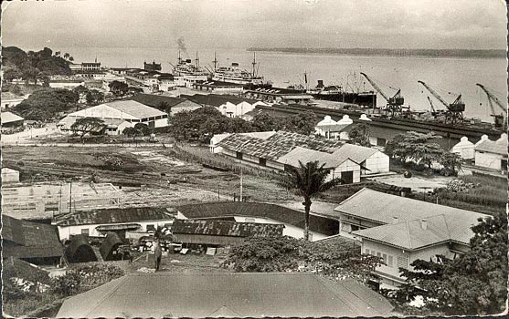 carte postale ancienne Douala Cameroun le port en 1955