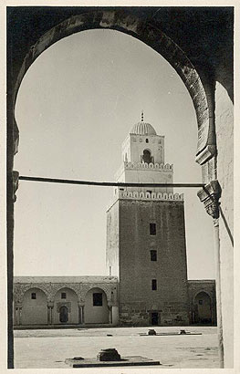 carte postale ancienne Kairouan minaret de la grande mosquee