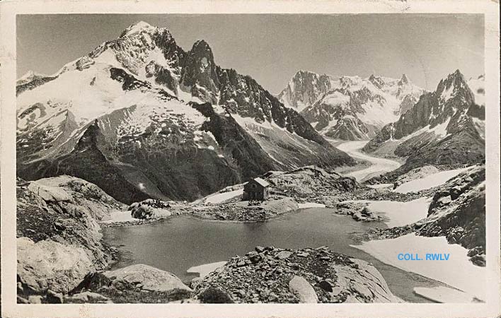 Chamonix le Lac Blanc le Dru les Grandes Jorasses par G Tairraz