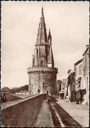 La Rochelle tour de la lanterne carte postale ancienne