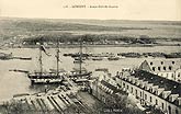 cpa 1900 Lorient port de guerre