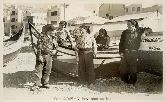 carte postale ancienne Nazare Portugal vieux loups de mer