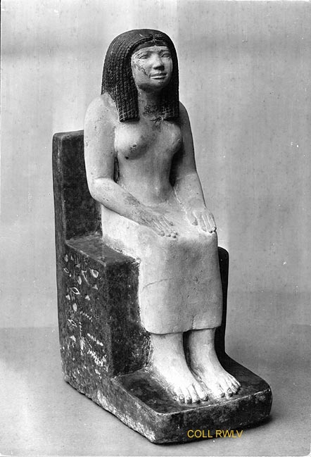 photo ancienne British Museum lady Ninofretmin