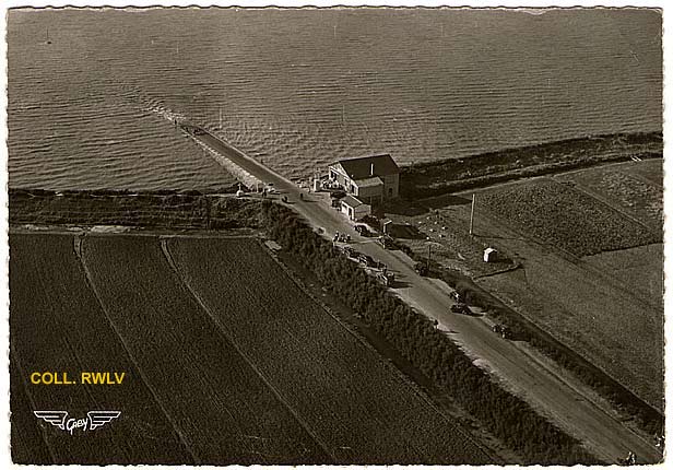 ile de Noirmoutier le Gois a maree haute carte postale c1950