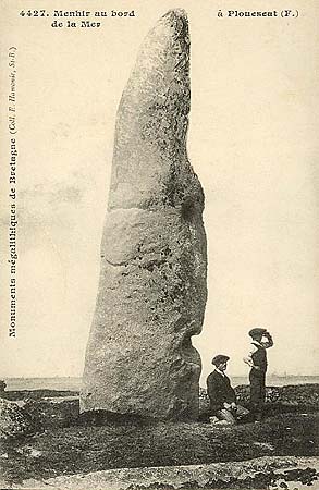 carte postale ancienne Plouescat menhir de Cam-louis