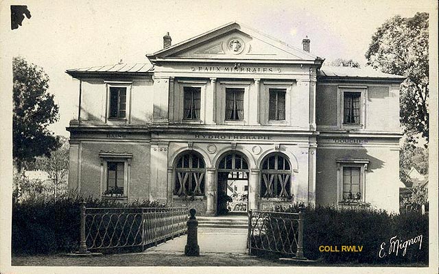 carte postale ancienne Provins thermes 1947