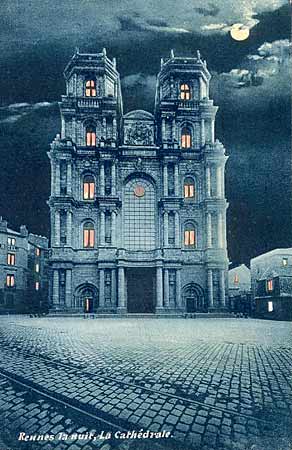 Rennes la nuit, la cathedrale