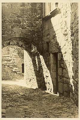 photo ancienne ruelle medievale