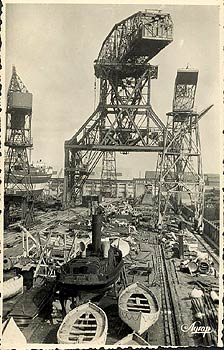 St Nazaire Penhoet circ.1950 la plus grande grue d'Europe