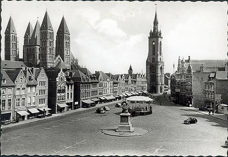 Tournai grand'place carte postale ancienne c1950