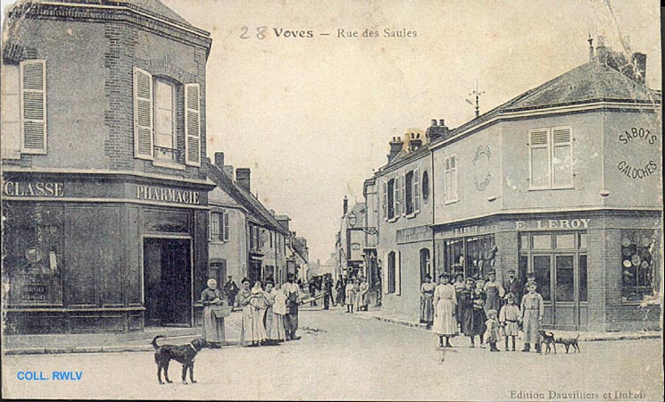 Voves Eure et Loir rue des saules carte postale c1900